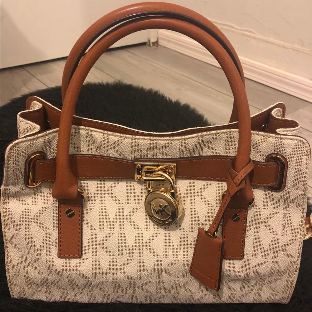 Michael kors bag - Picture 5 of 11